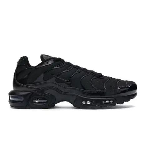 Nike Air Max Plus Triple Black Hypelusitana
