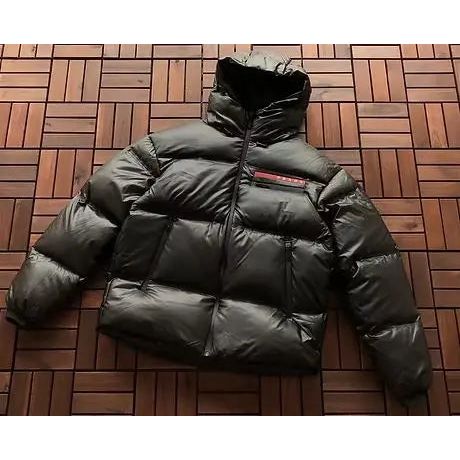Prada Puffer Hypelusitana