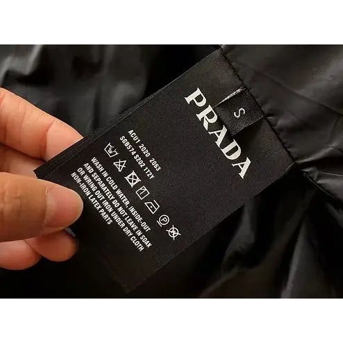 Prada Puffer Hypelusitana